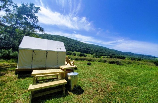 Tentrr Signature Site - Maybrook Farm - The Ridge
