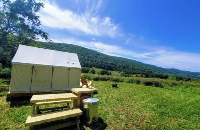 Tentrr Signature Site - Maybrook Farm - The Ridge
