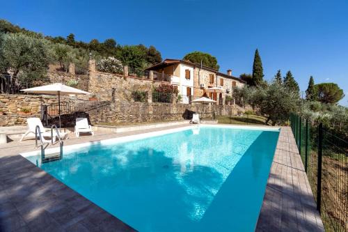 Tenuta Panoramica sulle Colline Toscane