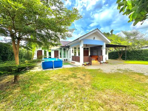 Tepak Nusuk Private Pool Homestay 5 Bedrooms 4 Bathrooms