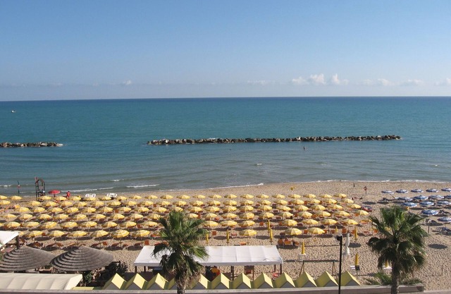 La Fenice Termoli Meer