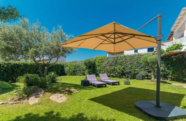 Terraced house with beautiful garden