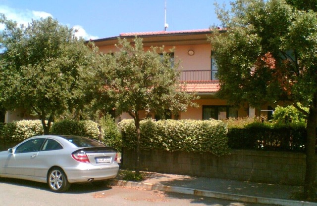 Reihenhaus (2-stöckig), 200 m zum Strand - gegenüber der Insel Elba