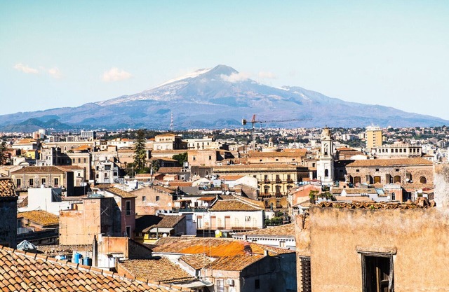 Terrazza con vista Etna e centro storico by Wonderful Italy
