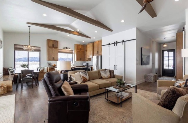 Terrific 5-bedroom house on 160 acres Driggs, Idaho
