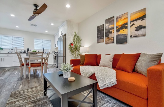 Terrific Smoke-Free Place in Heart of Kings Beach walking distance to Lake