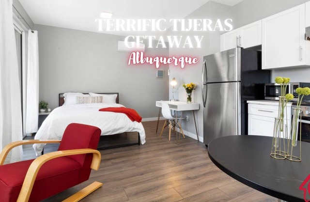 Terrific Tijeras Getaway w Garage – An Irvie Home