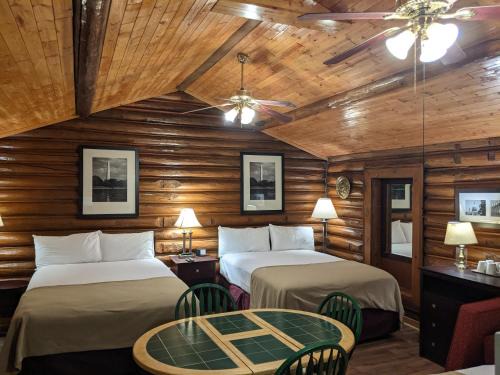Teton Court Motel