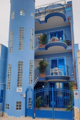 Tetty mini house