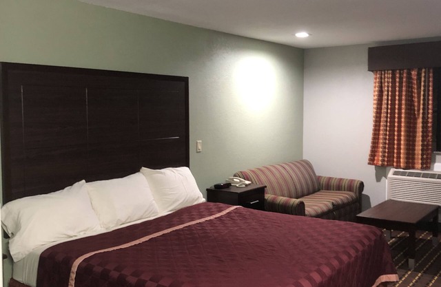 Texas Inn & Suites