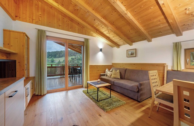 Thalerhof Ferienwohnung Christine mit WLAN, Balkon, Terrasse und Garten