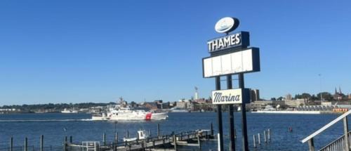 Thames Inn and Marina
