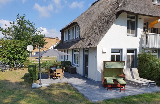 Reetdach, 82m², eigene Terrasse, WLan, 2 Schl-Z, großes Bad,