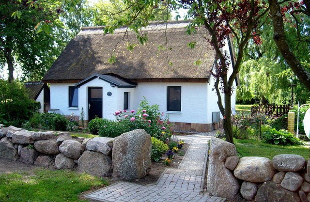Reetdachhaus -Kinderfreundlich.großes Grundstück,ruhige Lage ,Wohnfläche 85 qm.
