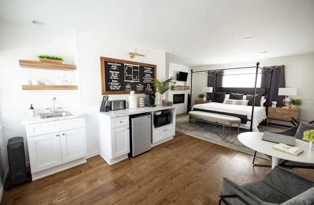 The 1842 Suite - Millpond Inn