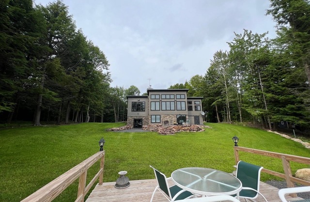 The absolute perfect state-of-the-art 66-acre retreat! NORWEGIAN WOODS