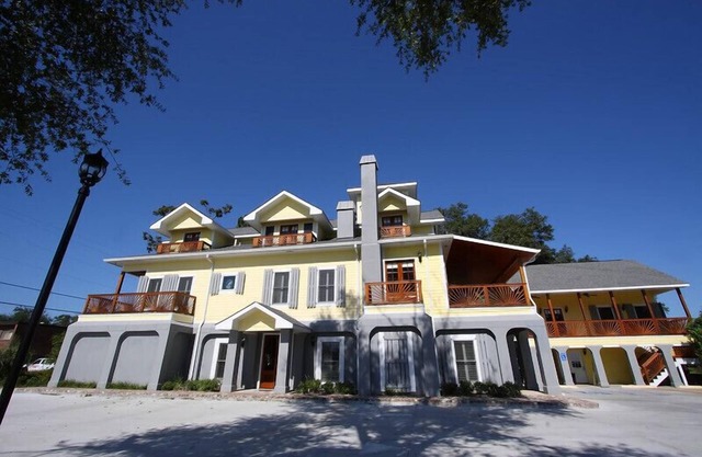 The Almanett Hotel