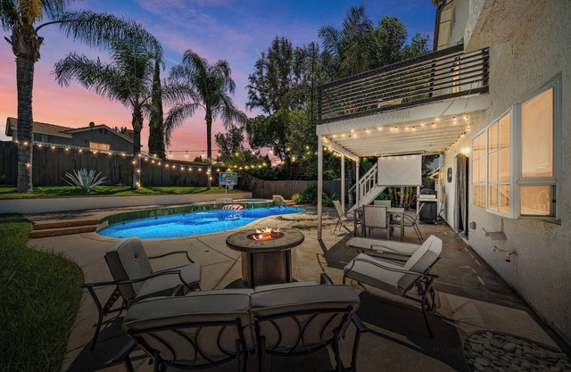 The Alto Azul, Spacious Pool, Jacuzzi, Pool View Deck, 4 Bedroom Home, Game Room