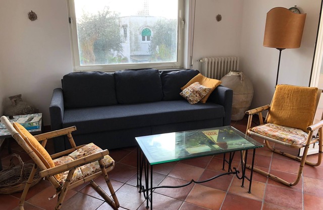 The Amphoras House