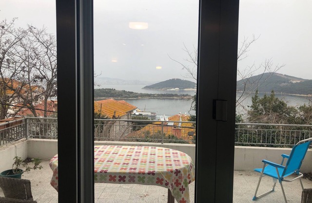 The apartment with the exceptional view in Istanbul Burgazada