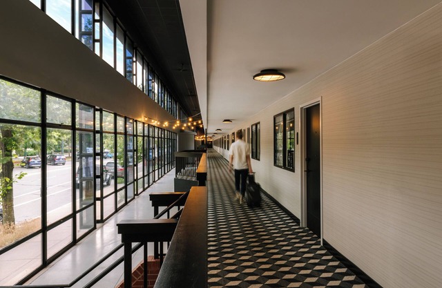 The Arcadian powered by Sonder | Accessible Double Full Room w/Street View