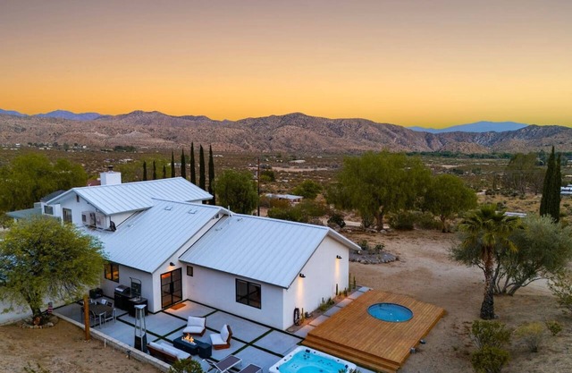The Aspen Retreat by Gleb Savchenko | Joshua Tree