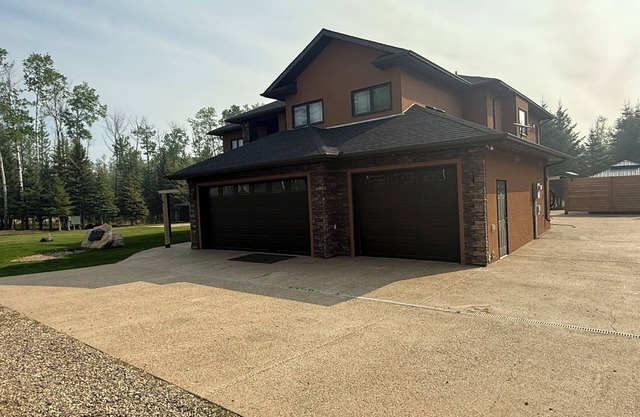 The Back Nine House - 4BR Luxury Near Candle Lake Golf