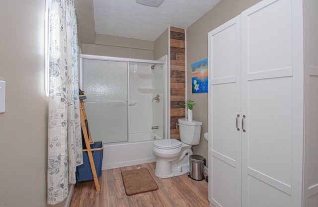 The Barbershop-Luxury 2 bd/2bth in DWTN Miamisburg