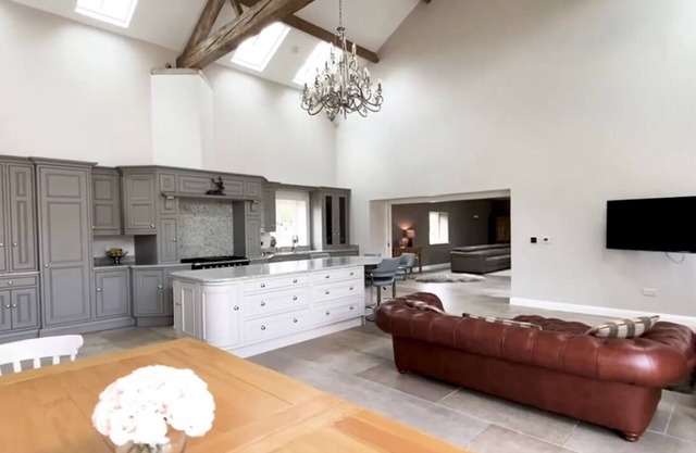 The Barn at Thistleton - tranquil 4 bedroom/2 bathroom conversion set in 6 acres
