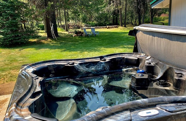 The Barndominium 167 with a Hot Tub on a 1/2 acre