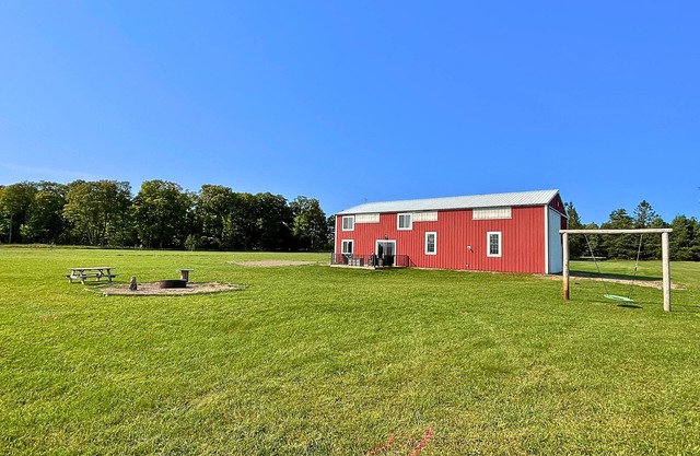 The Barndominium | 5 Bed, 2 Bath