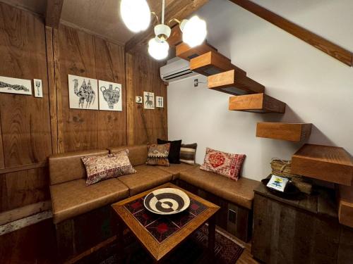 The Bath and Bed Kanuma