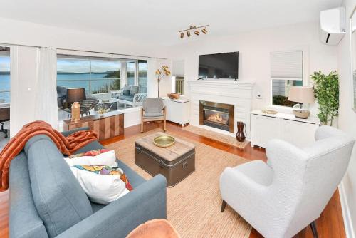 The Beach House Suite
