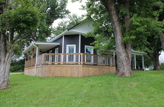 The Beehive in Bee Springs