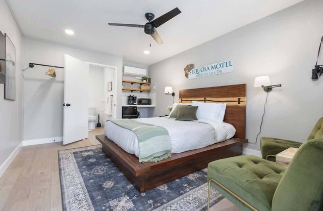The Belle Sequoia Motel RM9