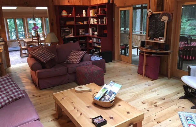 The Berkshires, Lakefront home, 3 bedrooms, beach, pool, tennis and more...