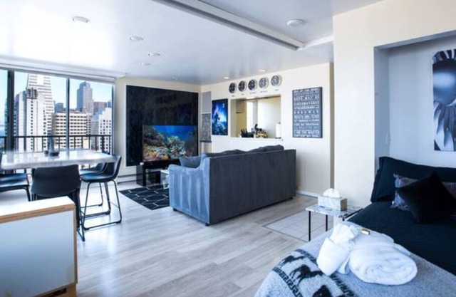 The Best Panoramic View in SF, City Center Condo