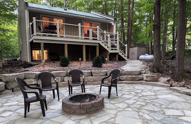 The best patio and firepit at The Cat's Lair in the woods! Level 2 EV charger!