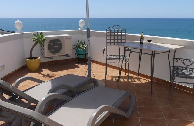 Casa Castello – Atemberaubender Meerblick über dem Strand von Carvoeiro