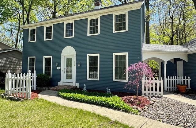 The Big Blue House – Spacious Bryan Retreat w/Game Room & Dog-Friendly Yard