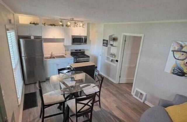 The Blue Ribbon Duplex