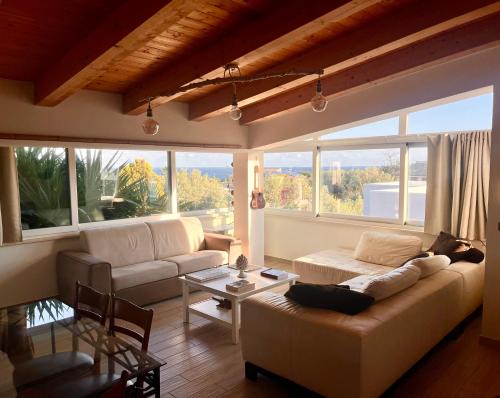 The Blue Window - Rooms - 300m from sea