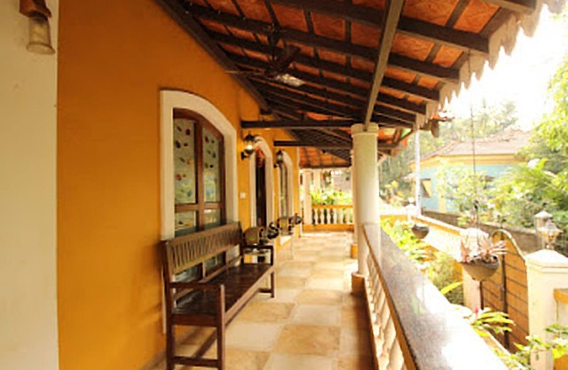 Die Bougainvilla Stay, Goa -3 bhk portugiesischen Stil voll möblierte Villa