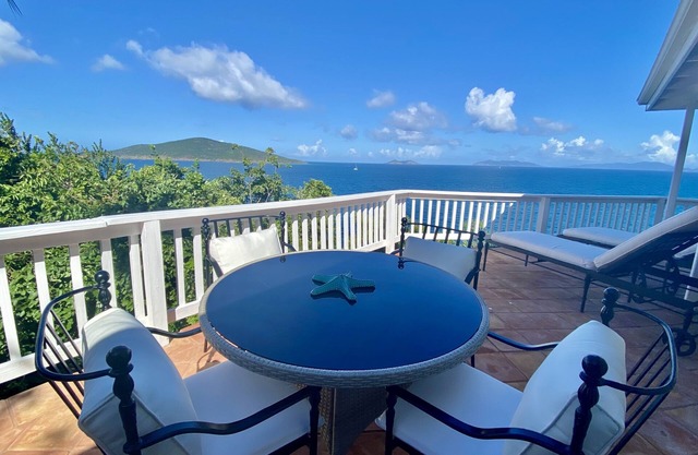 NEWEST!!!The Breeze, A Boutique Villa Experience