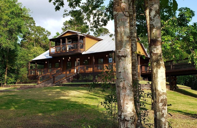Schönes 2-stöckiges Mehrzweckhaus in einem schönen Wohnmobil-Resort nur für Erwachsene