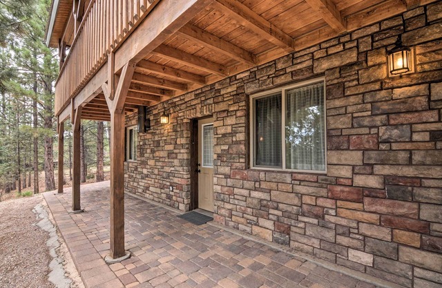 NEW! ‘The Bridgeway Casita’ - Apt Near Nat’l Parks