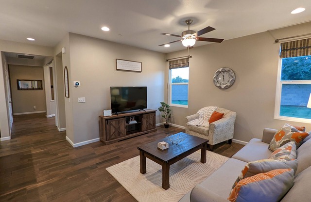 The Buckingham in Clovis, cozy home in beautiful newer neighborhood.