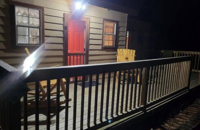 The Bunkhouse - A Unique Farm Stay. Goats, dogs, chickens and 28 Park like Acres