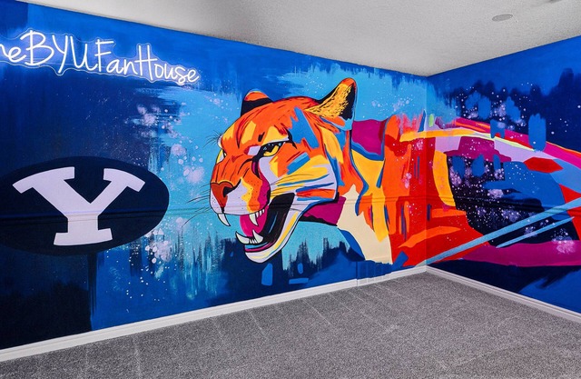The BYU Fan House: sports court, game room, hot tub, fire pits, sleep 28, fun!