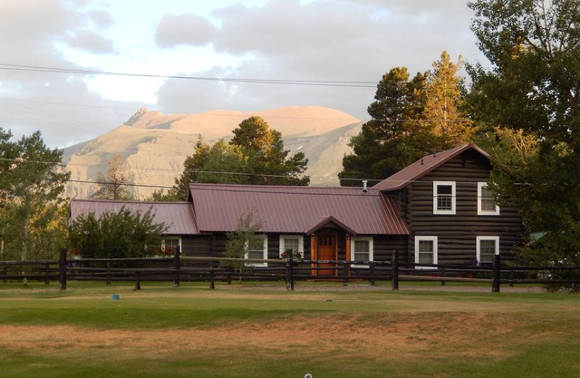 DAS CANDY KITCHEN RESORT IN DER NÄHE DES HISTORISCHEN GLETSCHERS PK LODGE & GOLF COURSE
